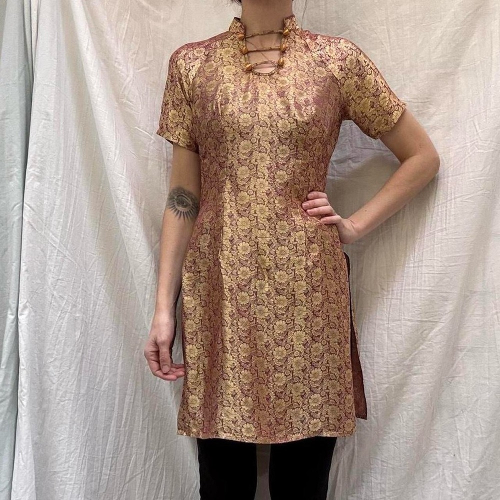 Gold and Red High Neck Asian Floral Tunic Le Mystere‎ Vintage 90s